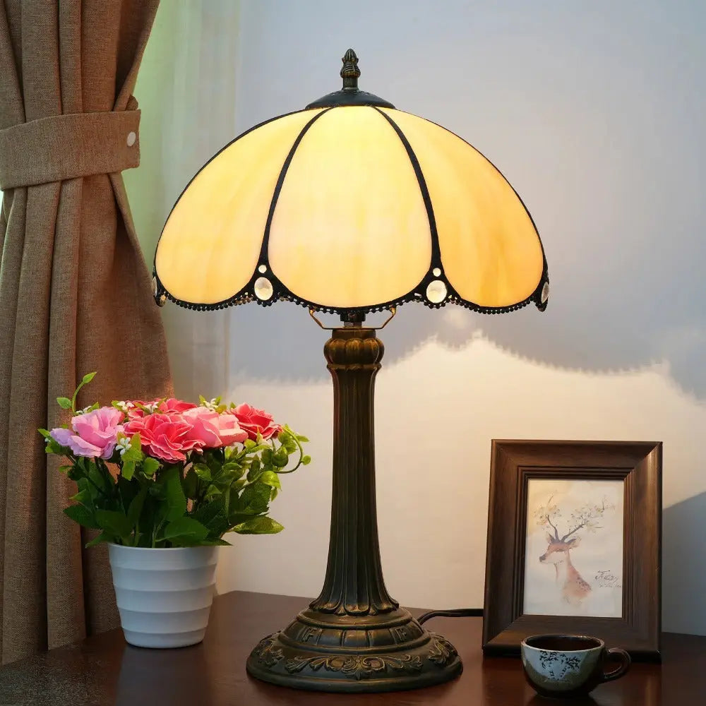 12inch Tiffany Stained Glass Simple Yellow Lampshade Vintage Table Lamp - CTL