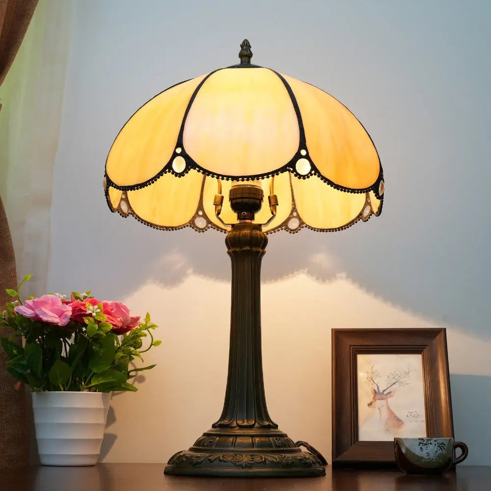 12inch Tiffany Stained Glass Simple Yellow Lampshade Vintage Table Lamp - CTL
