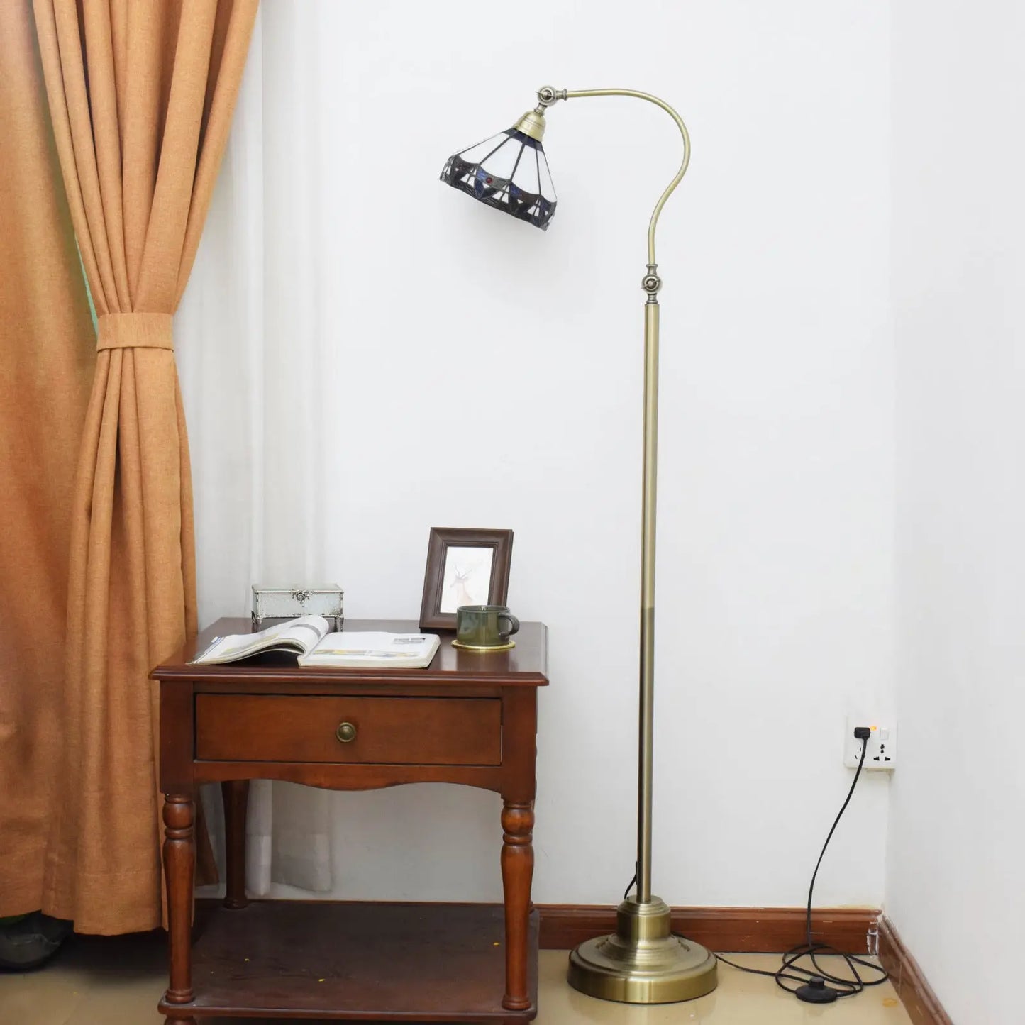 20cm Vintage Stained Glass Lampshade Standing Light White Tiffany Floor Lamp - CTL