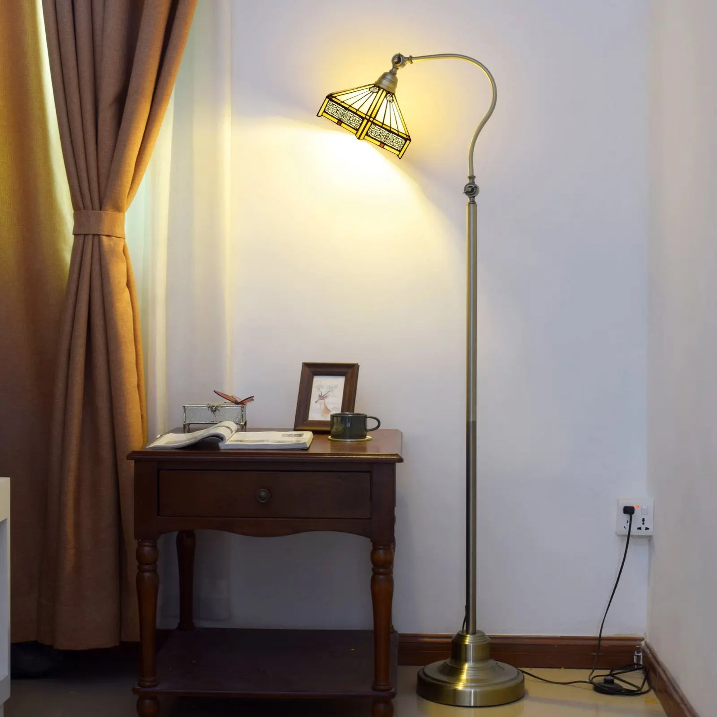 20cm Vintage Stained Glass Floor Lamp Warm Color Lampshade Tiffany Standing Light - CTL