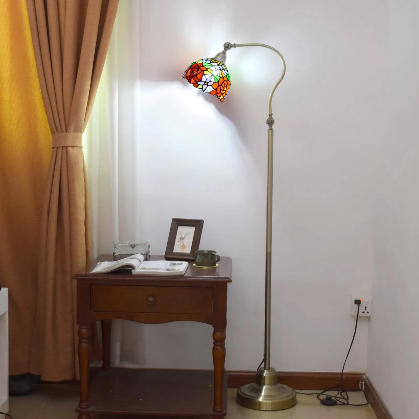 20cm Vintage Stained Glass Pastoral Gorgeous Roses Lampshade Red Tiffany Floor Lamp - CTL