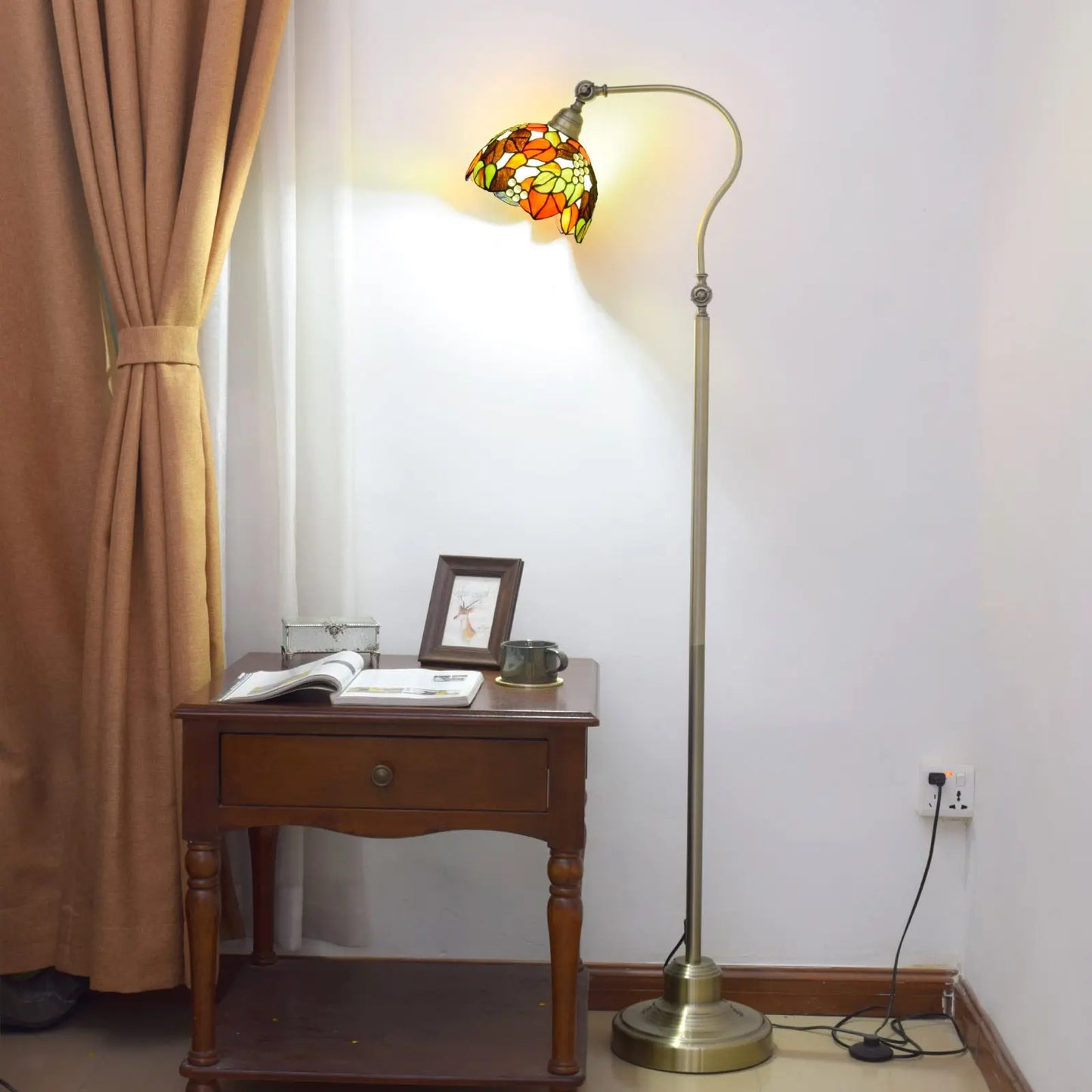 20cm Stained Glass Pastoral Grape Leaf Lampshade Vintage Tiffany Style Floor Lamps - CTL