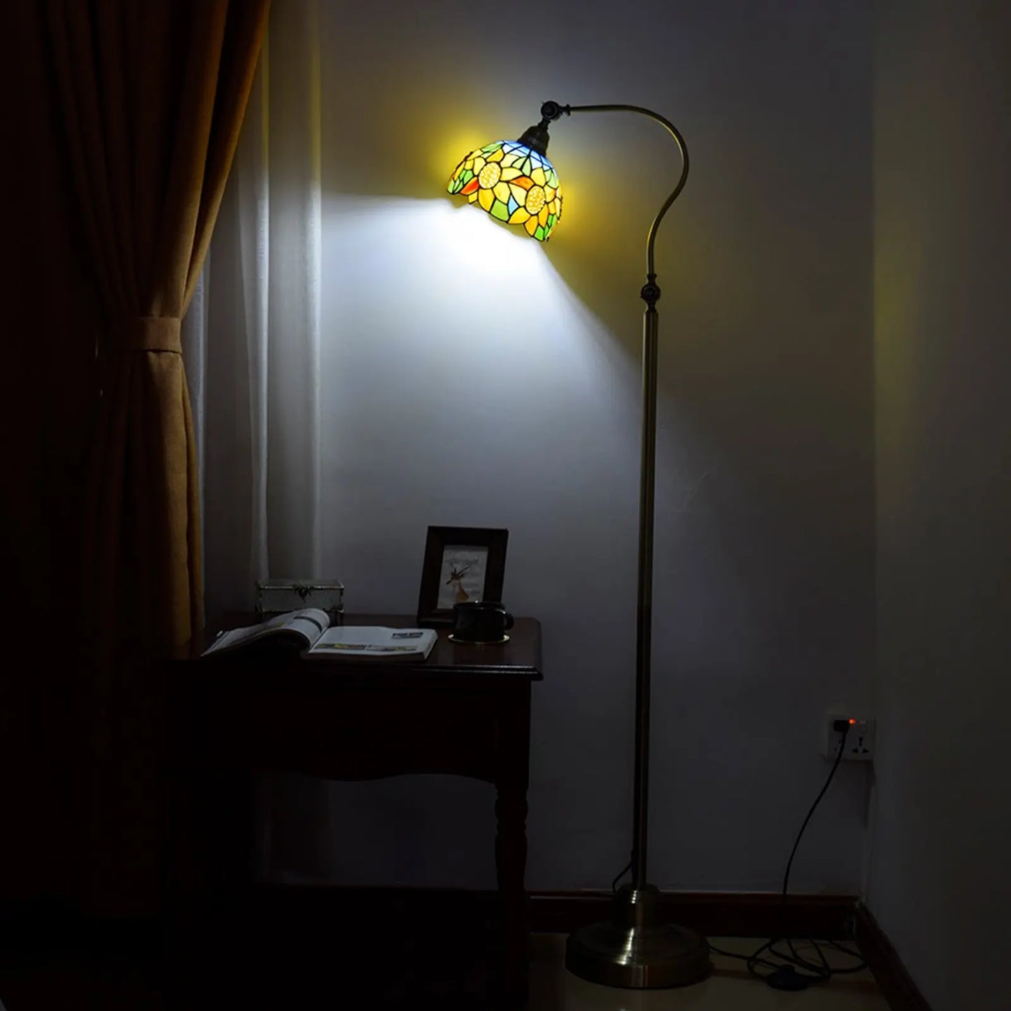 20cm Vintage Stained Glass Pastoral Yellow Sunflower Lampshade Tiffany Floor Light - CTL