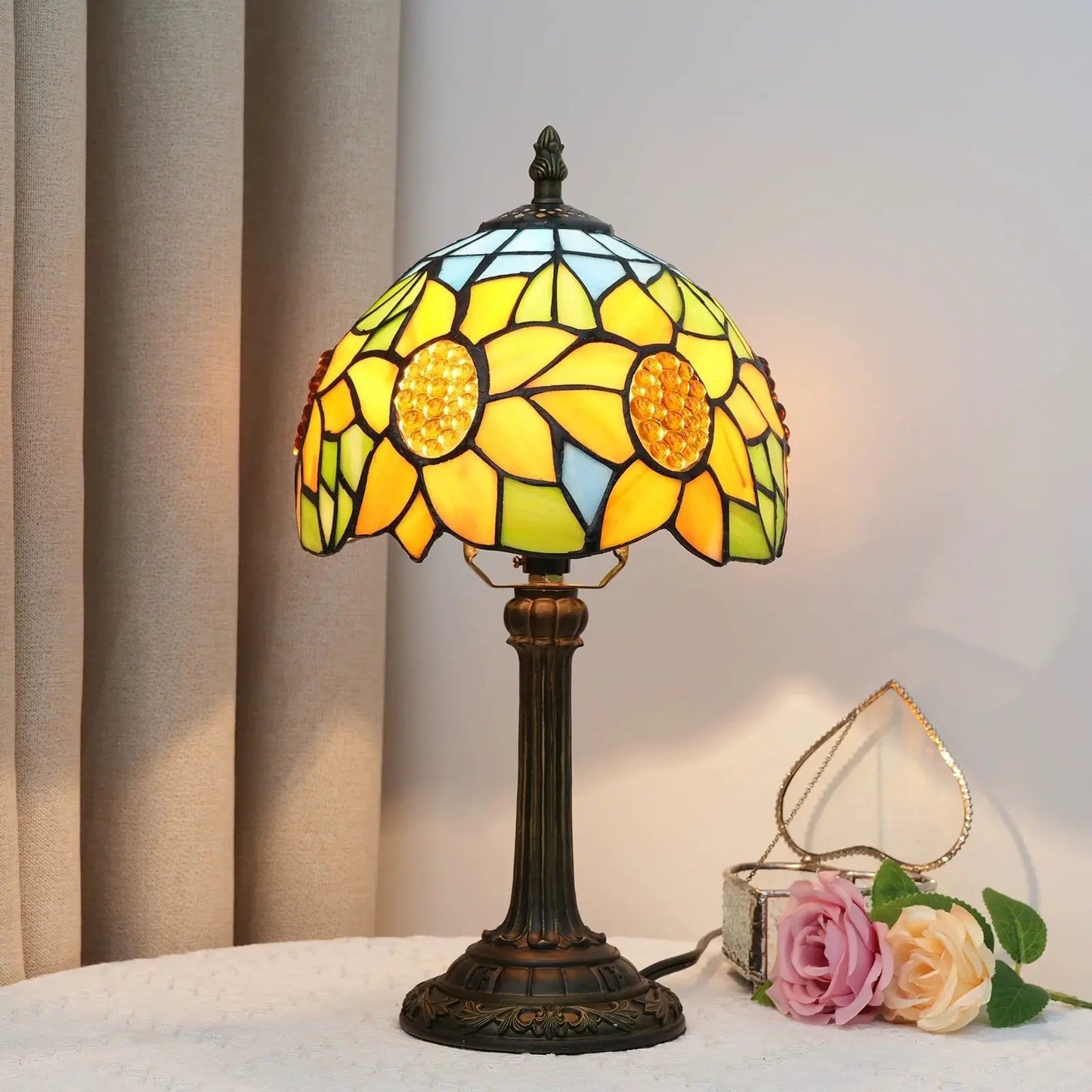 8inch Tiffany Stained Glass Garden Sunflower Lampshade Bedroom Bedside Light - CTL