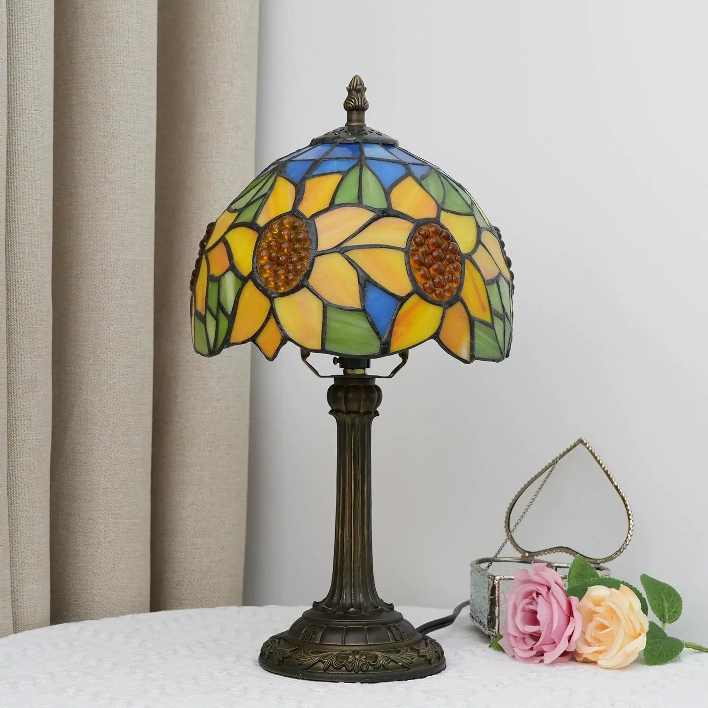 8inch Tiffany Stained Glass Garden Sunflower Lampshade Bedroom Bedside Light - CTL