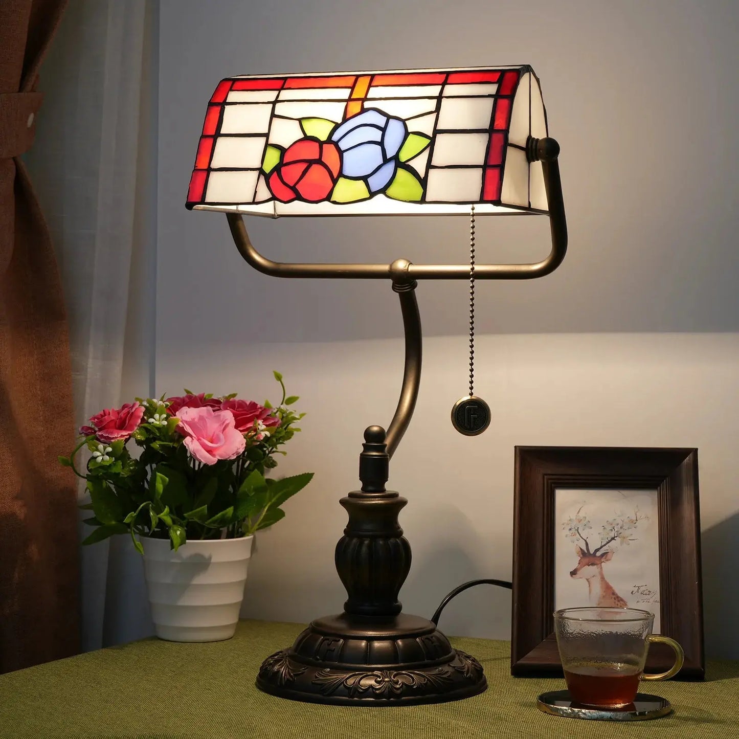 Tiffany Stained Glass Rose Lampshade Bedside Light Table Desk Bankers Lamp - CTL