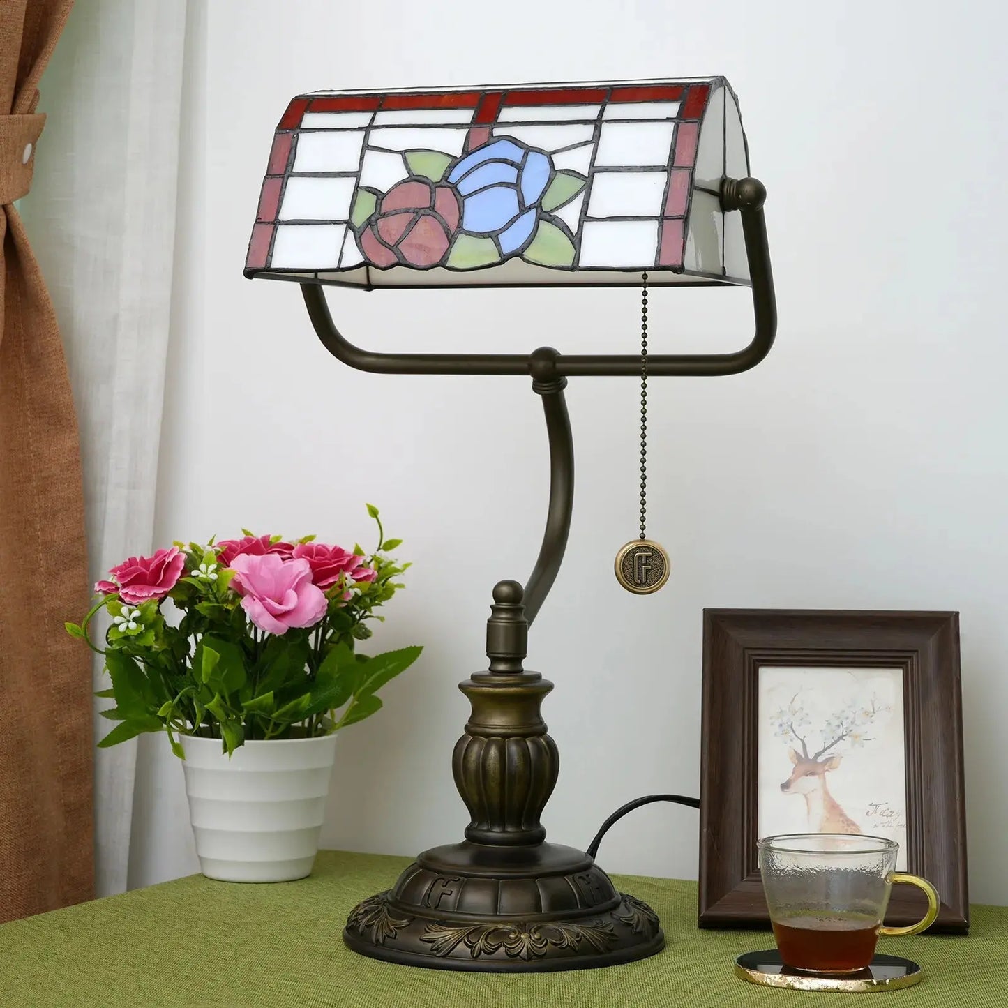 Tiffany Stained Glass Rose Lampshade Bedside Light Table Desk Bankers Lamp - CTL