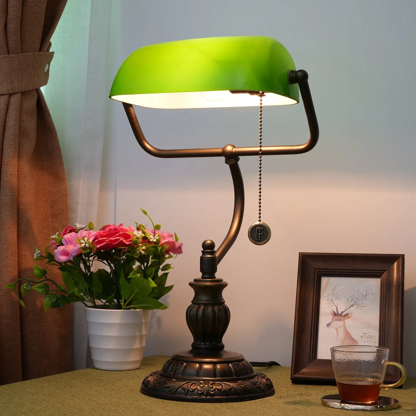 Vintage Tiffany Stained Glass Green Lampshade Retro Bankers Lamp Green Bedside Light - CTL