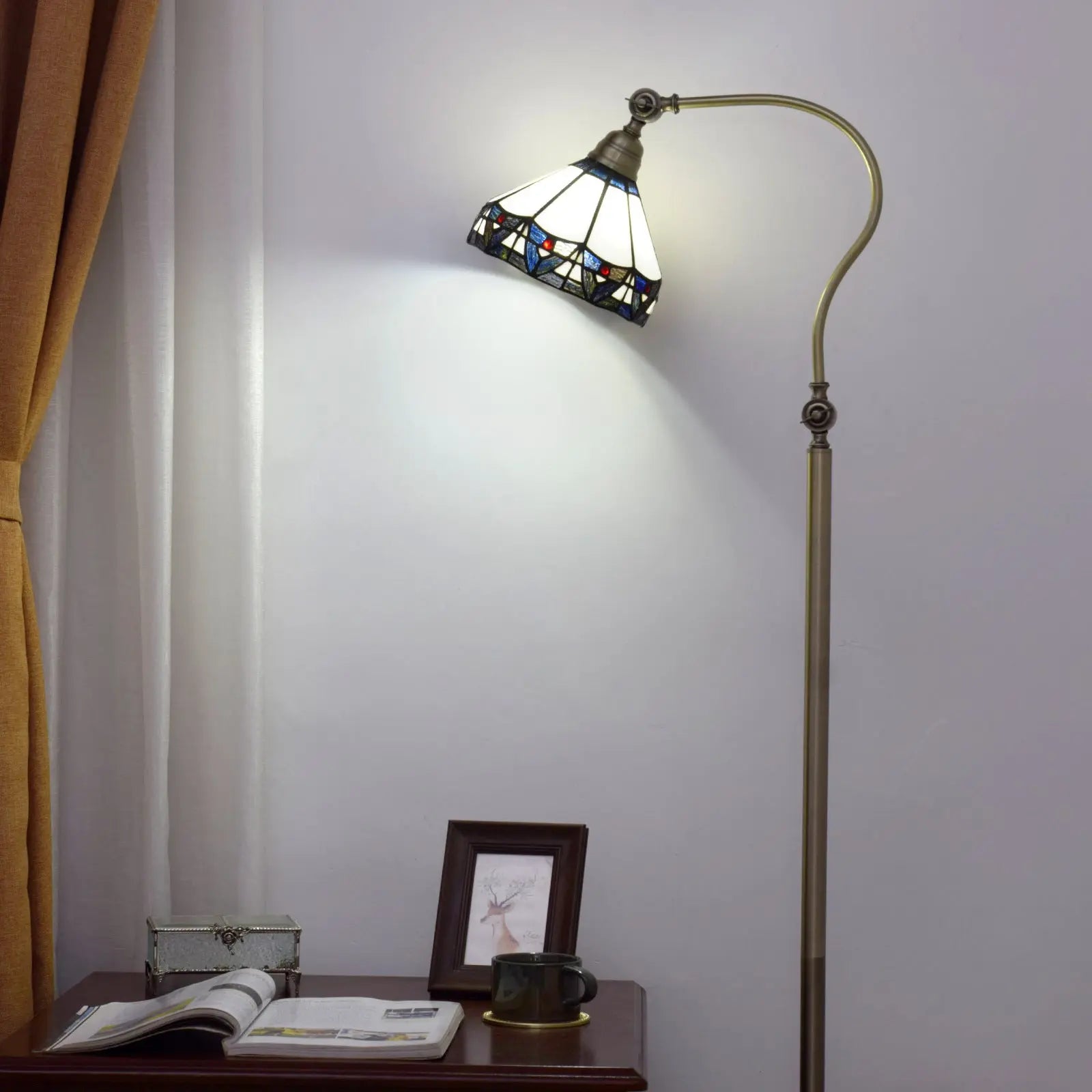 20cm Vintage Stained Glass Lampshade Standing Light White Tiffany Floor Lamp - CTL