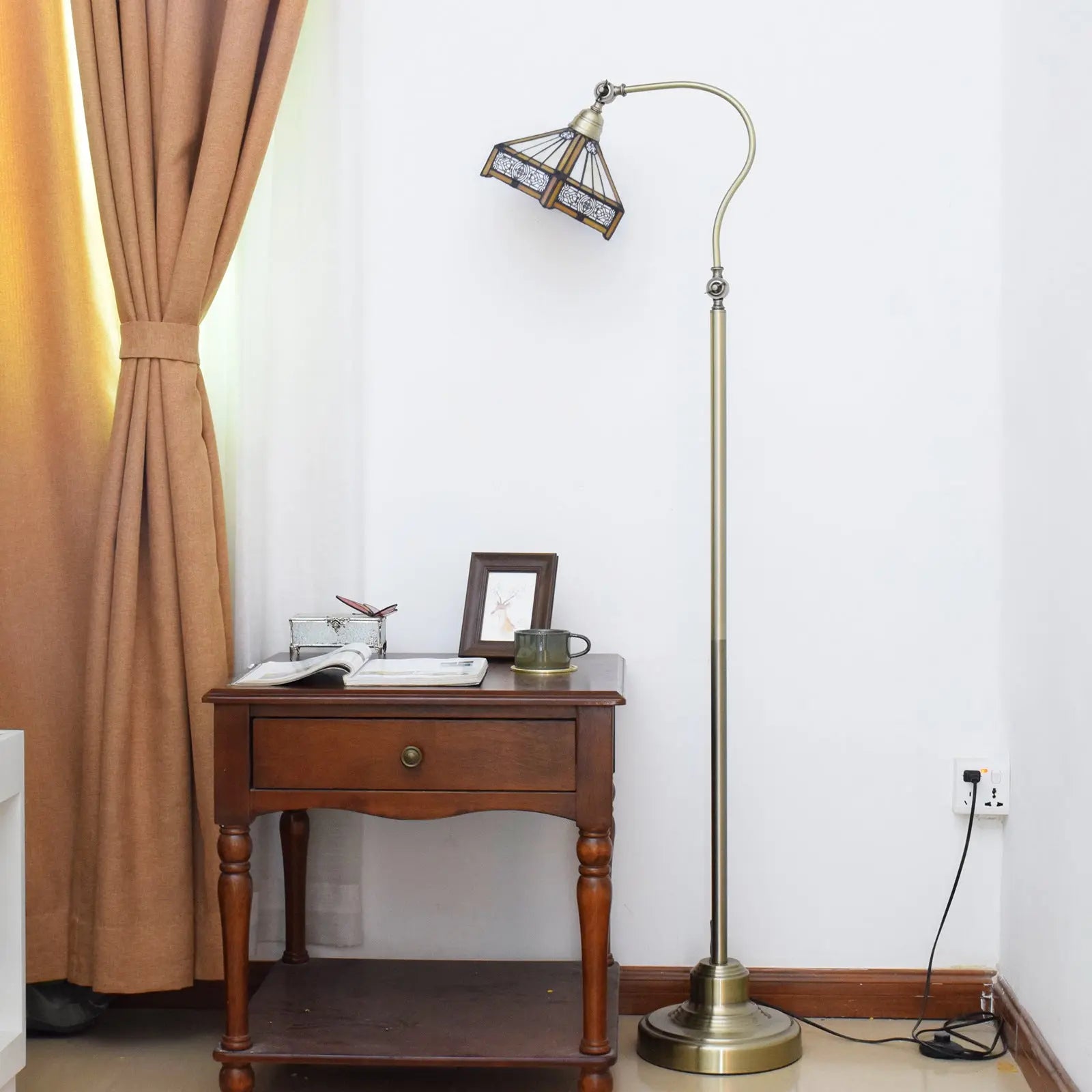 20cm Vintage Stained Glass Floor Lamp Warm Color Lampshade Tiffany Standing Light - CTL