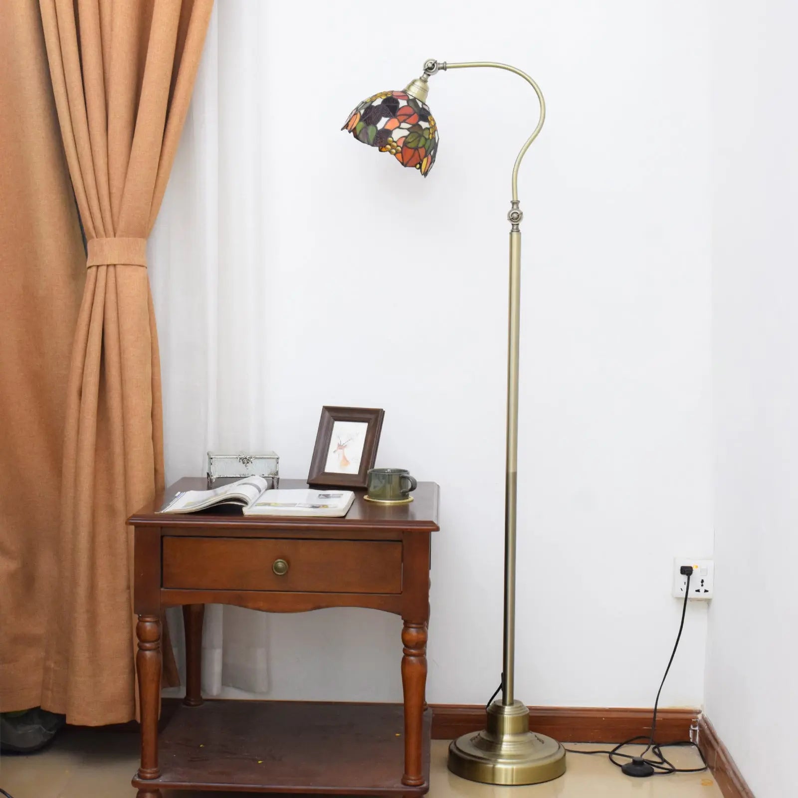 20cm Stained Glass Pastoral Grape Leaf Lampshade Vintage Tiffany Style Floor Lamps - CTL