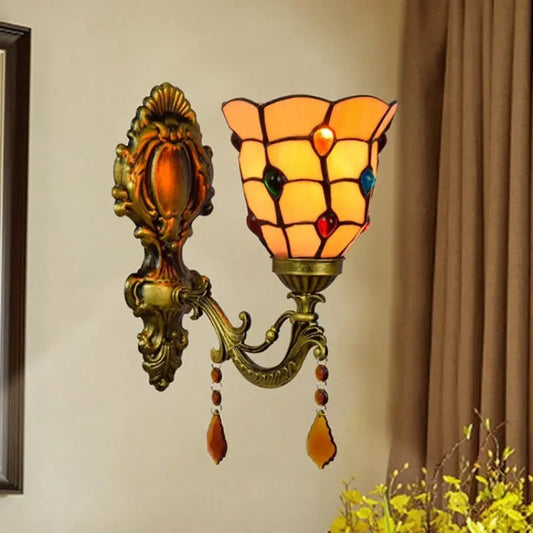 Tiffany Sconce Light Stained Glass Yellow Beads Lampshade Mini Wall Lamp - CTL