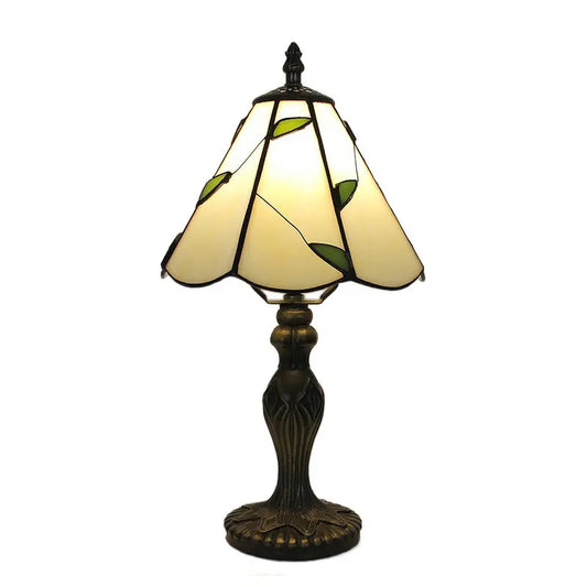 8inch Stained Glass Desk Light Retro Lampshade Small Tiffany Style Lamps - CTL